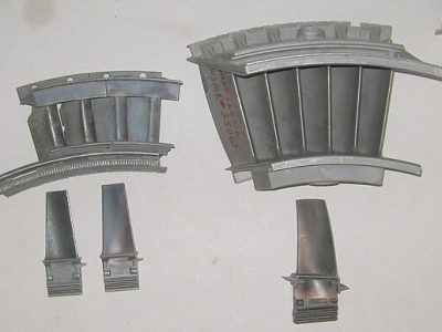 Aubes de turbines à gaz et à vapeur