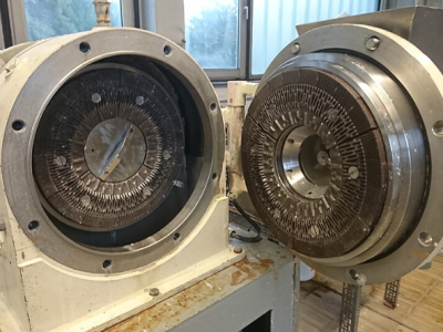 Refiners' Blades and Liners