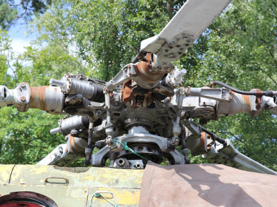 Pièces structurales d'hélicoptères militaires