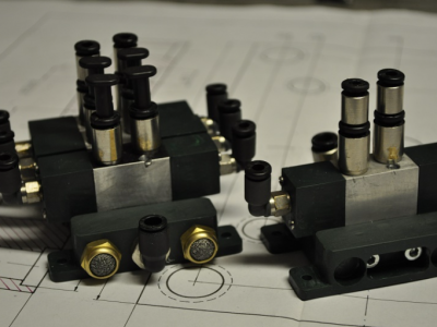 Tiroirs de distributeurs (spools)
